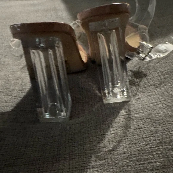 Chic Transparent Strap Nude Heels - Picture 3 of 3